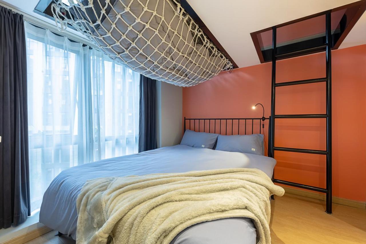 Loft Apartment With Slide Hammock With Movie Viewing Hangcsou Kültér fotó
